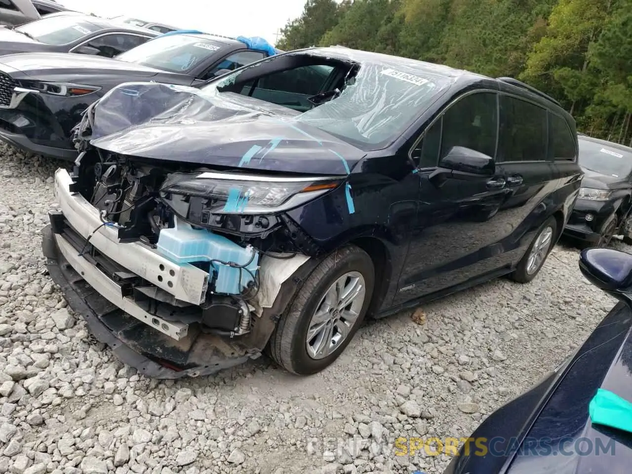 1 Photograph of a damaged car 5TDXSKFC3MS012992 TOYOTA SIENNA 2021
