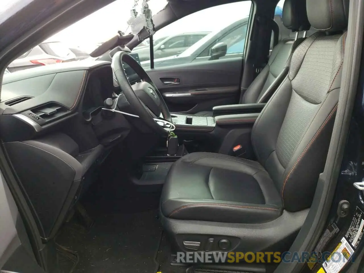 7 Photograph of a damaged car 5TDXSKFC3MS012992 TOYOTA SIENNA 2021