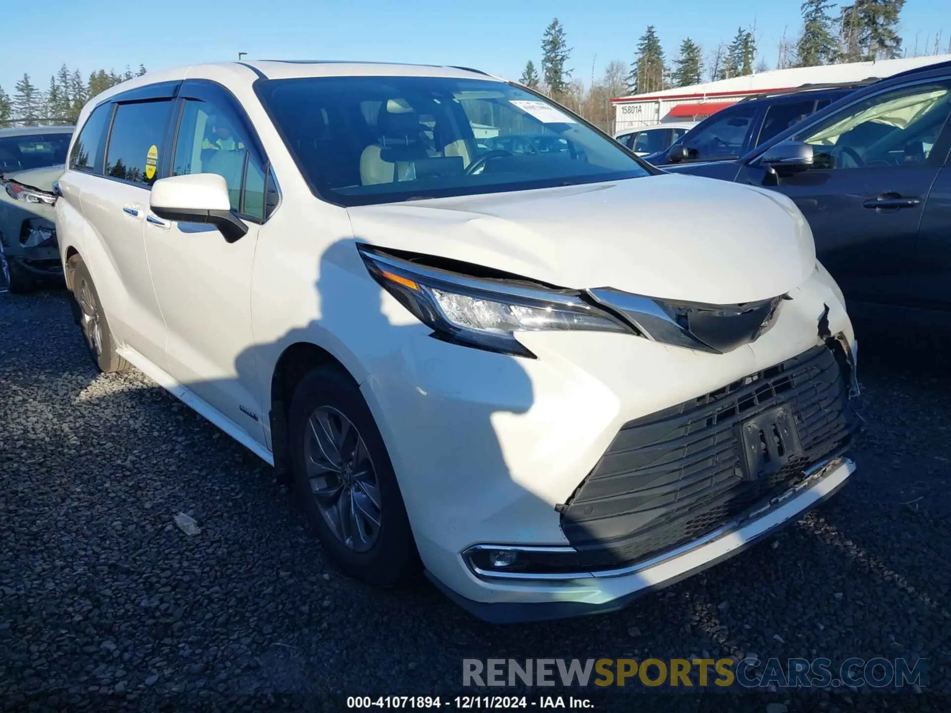 1 Photograph of a damaged car 5TDYRKEC1MS009316 TOYOTA SIENNA 2021