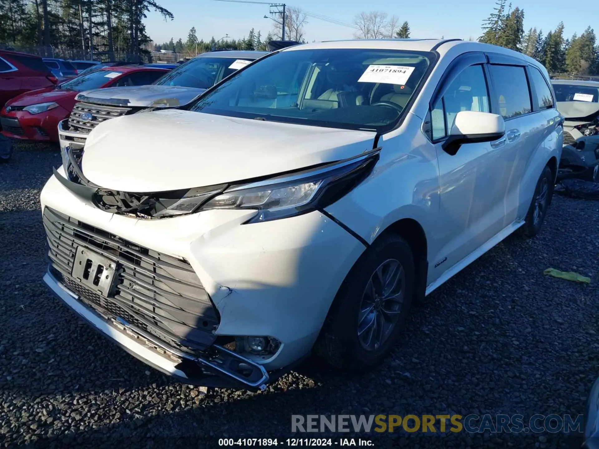 2 Photograph of a damaged car 5TDYRKEC1MS009316 TOYOTA SIENNA 2021