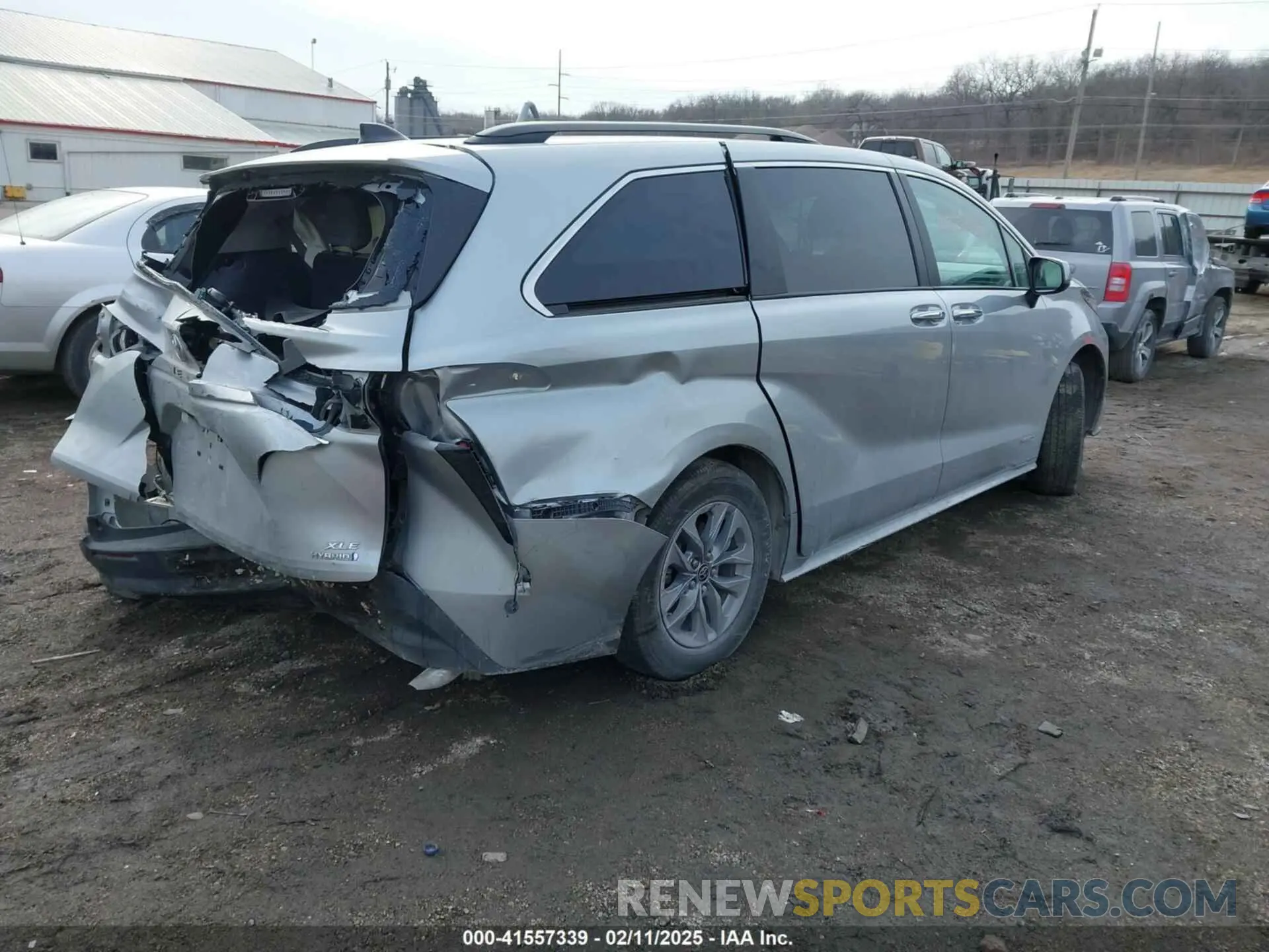 4 Photograph of a damaged car 5TDYRKEC1MS068172 TOYOTA SIENNA 2021