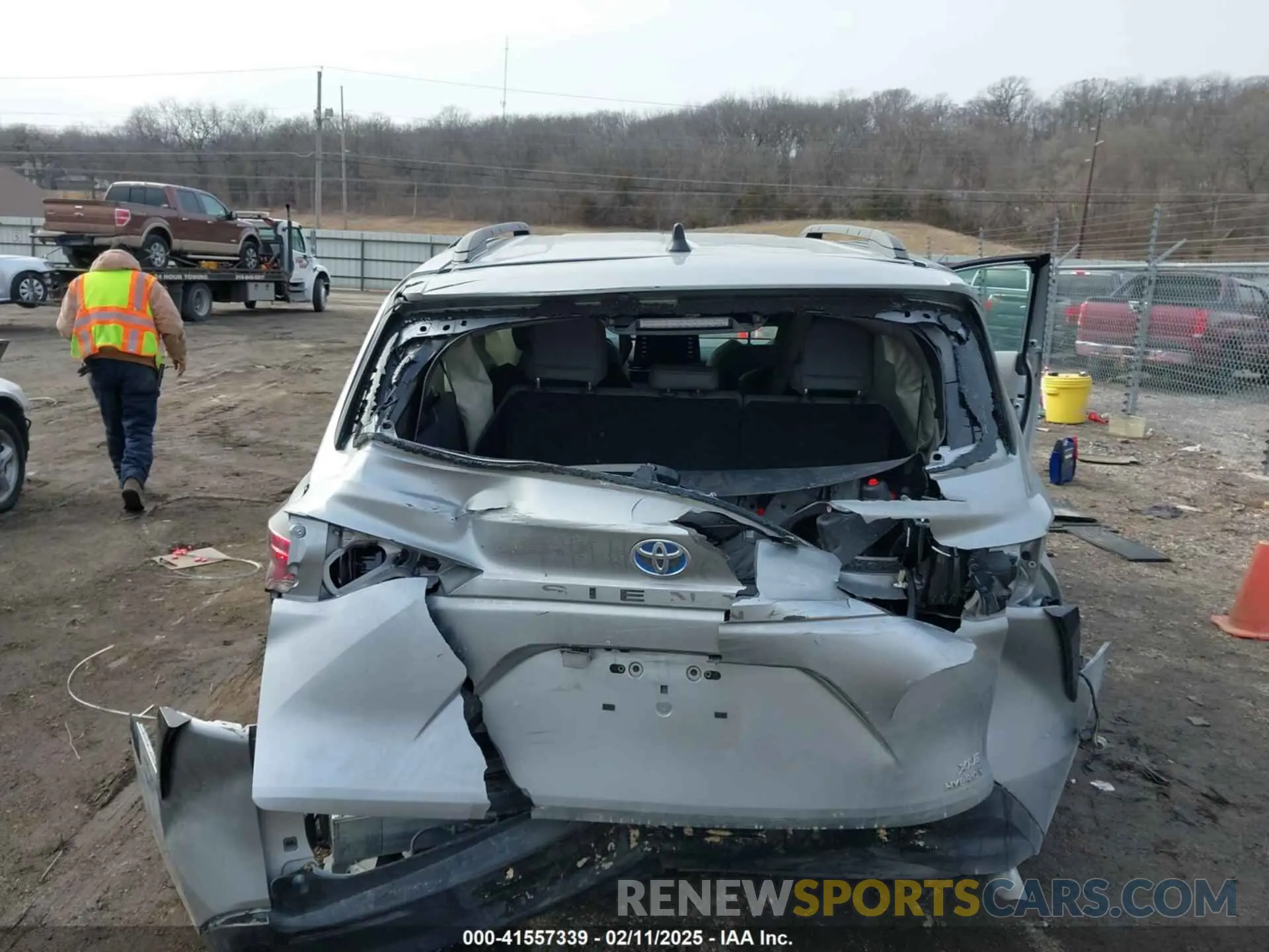 6 Photograph of a damaged car 5TDYRKEC1MS068172 TOYOTA SIENNA 2021