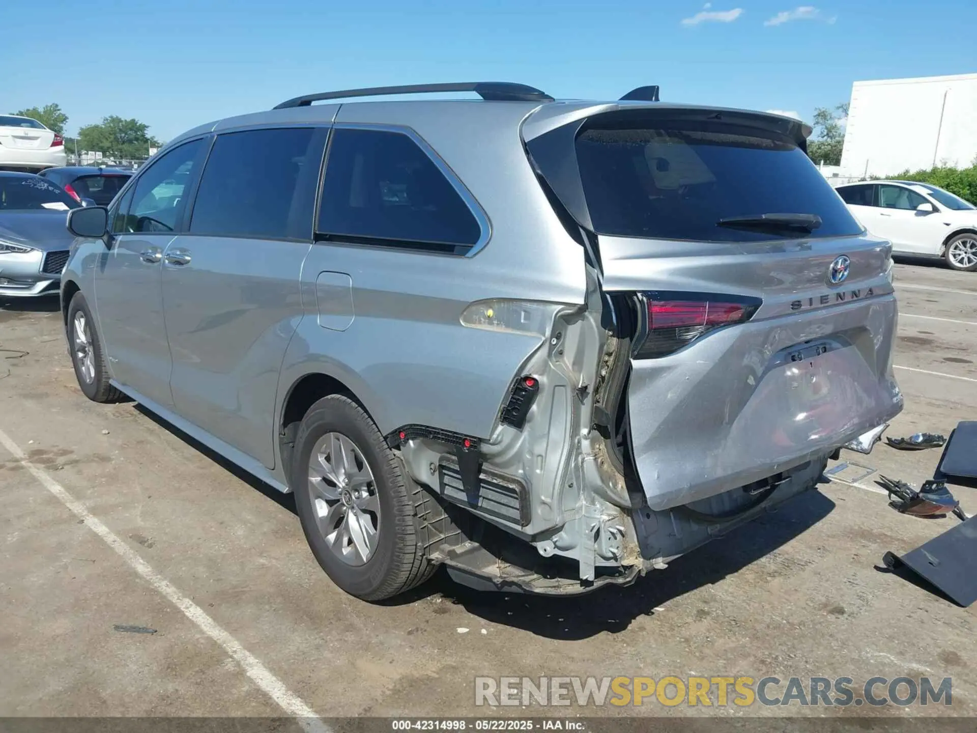3 Фотография поврежденного автомобиля 5TDYRKEC3MS026473 TOYOTA SIENNA 2021