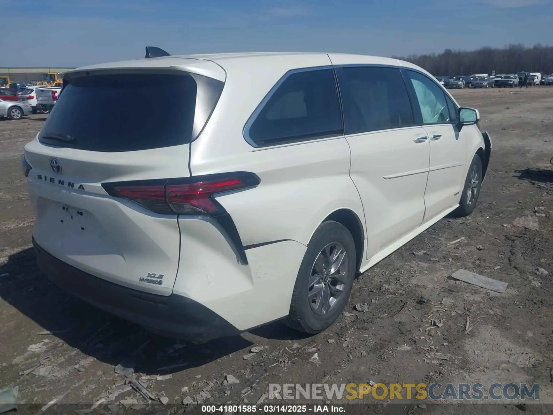 4 Photograph of a damaged car 5TDYRKEC4MS029723 TOYOTA SIENNA 2021