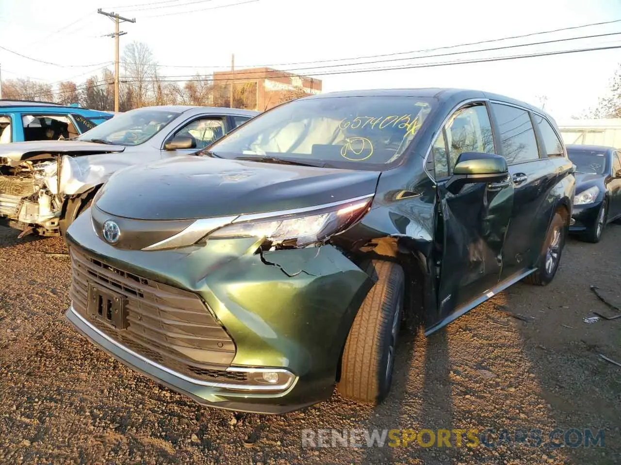 2 Photograph of a damaged car 5TDYRKEC5MS001994 TOYOTA SIENNA 2021