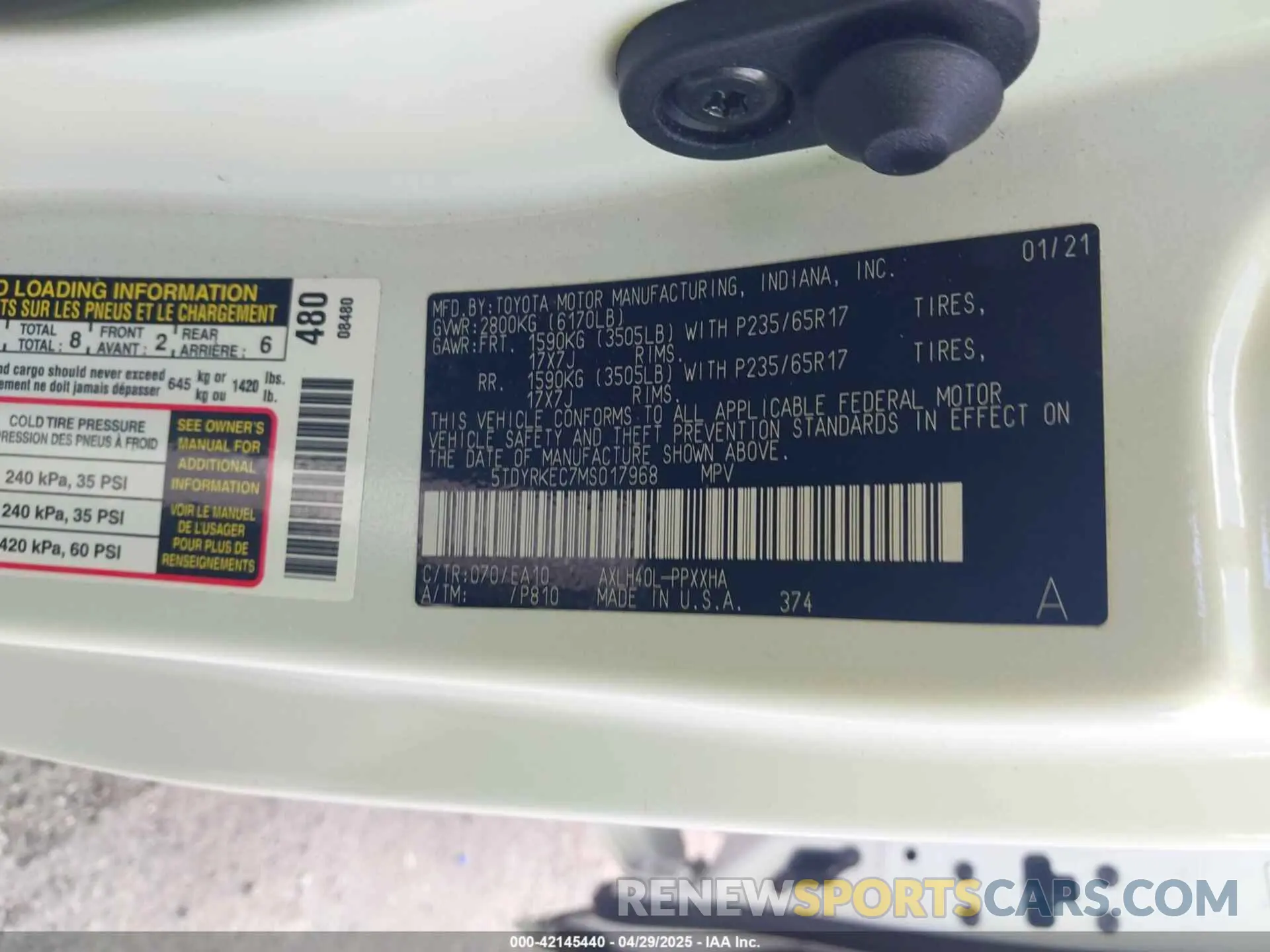 9 Photograph of a damaged car 5TDYRKEC7MS017968 TOYOTA SIENNA 2021