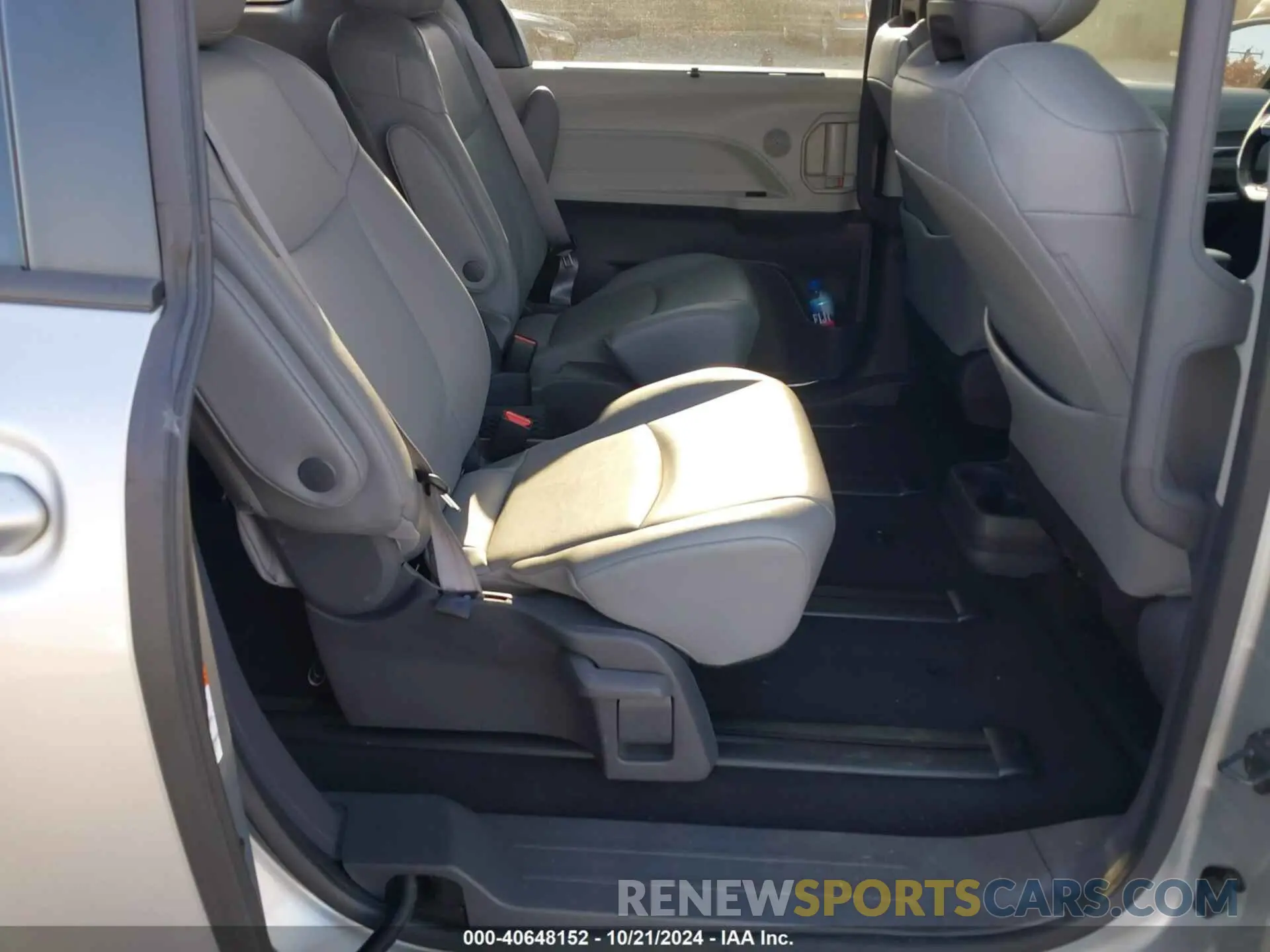 8 Фотография поврежденного автомобиля 5TDYSKFC1MS024983 TOYOTA SIENNA 2021