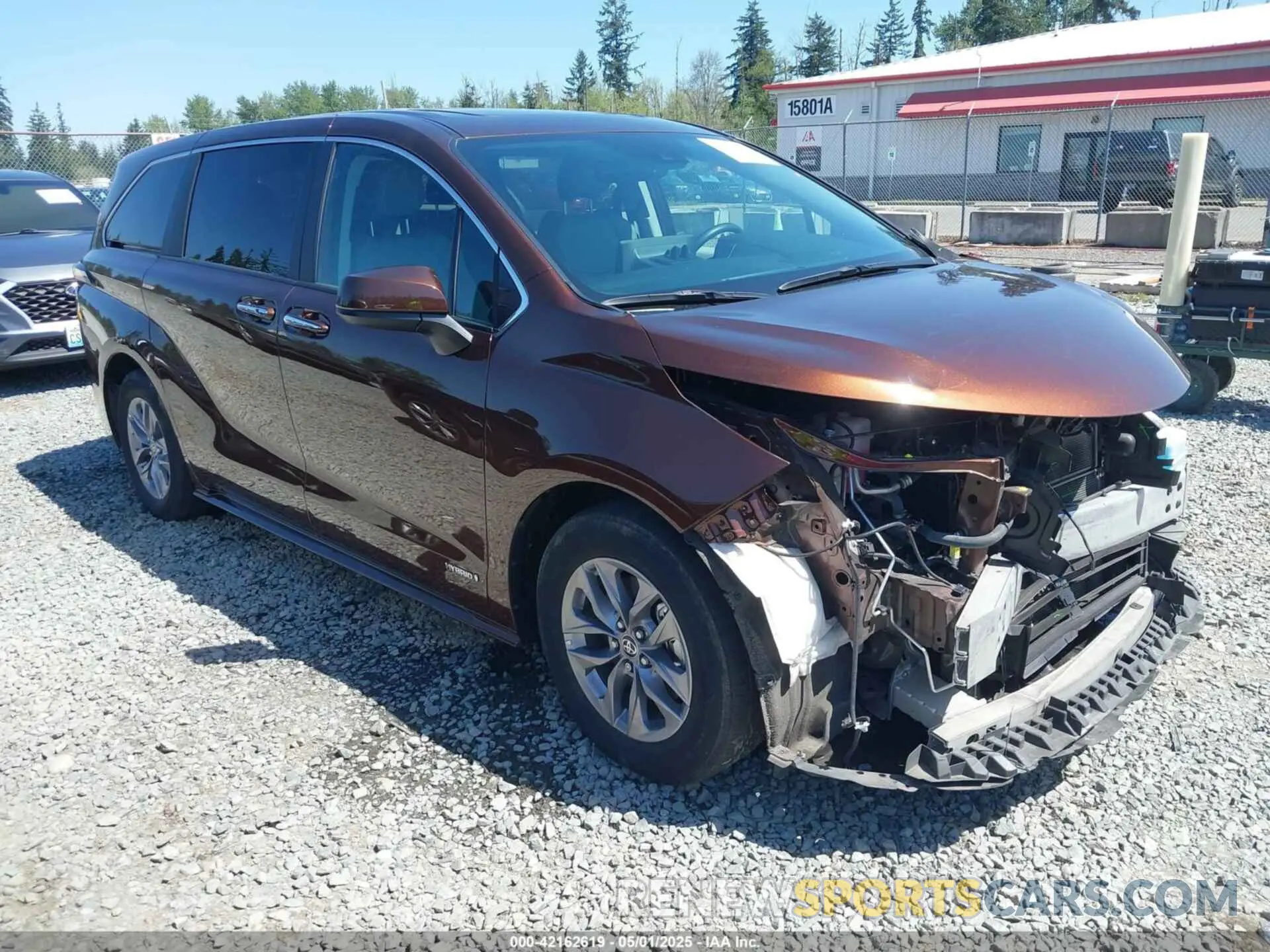 1 Фотография поврежденного автомобиля 5TDYSKFC9MS002567 TOYOTA SIENNA 2021