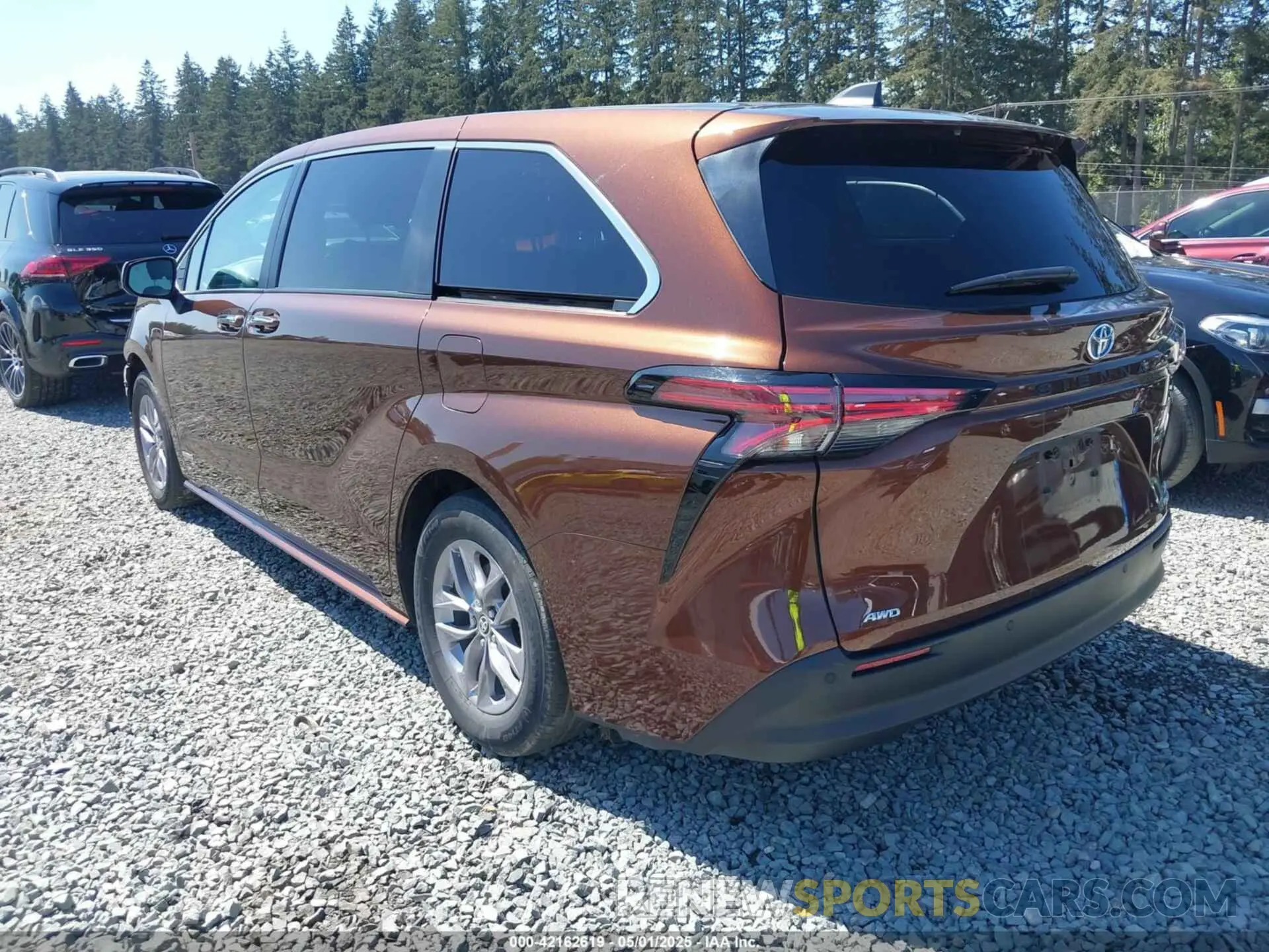 3 Фотография поврежденного автомобиля 5TDYSKFC9MS002567 TOYOTA SIENNA 2021