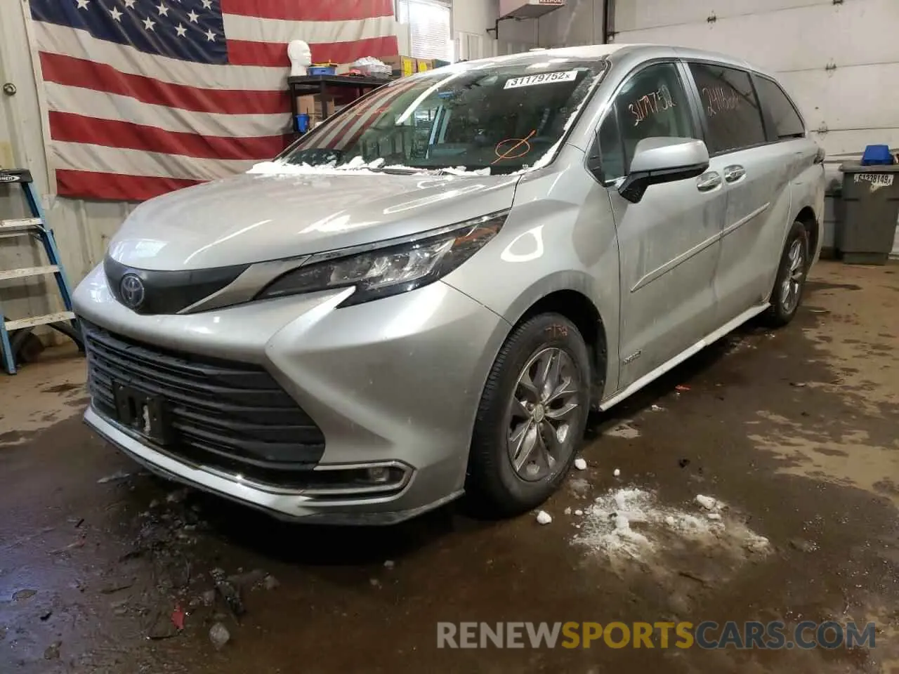 2 Photograph of a damaged car 5TDYSKFC9MS003959 TOYOTA SIENNA 2021