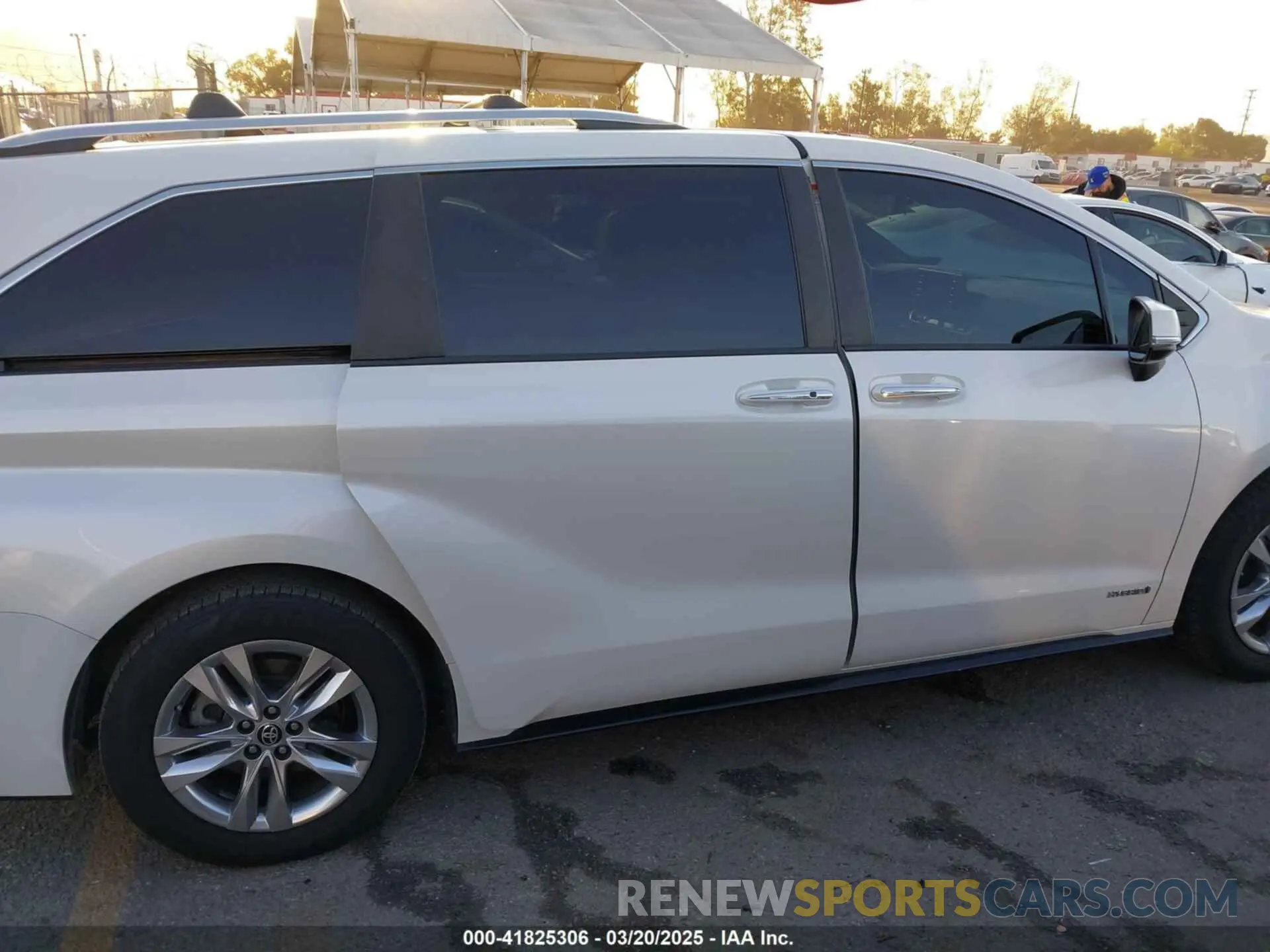13 Фотография поврежденного автомобиля 5TDZRKEC1MS025276 TOYOTA SIENNA 2021