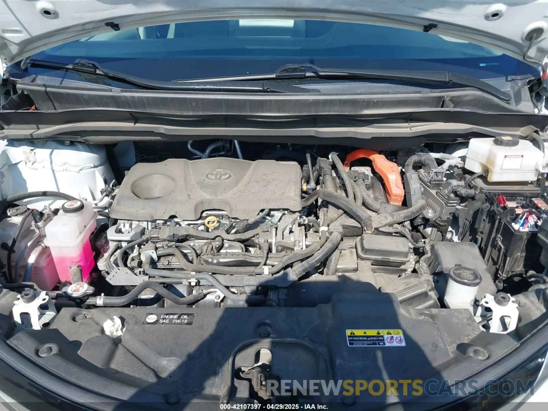 10 Photograph of a damaged car 5TDZSKFC1MS025314 TOYOTA SIENNA 2021