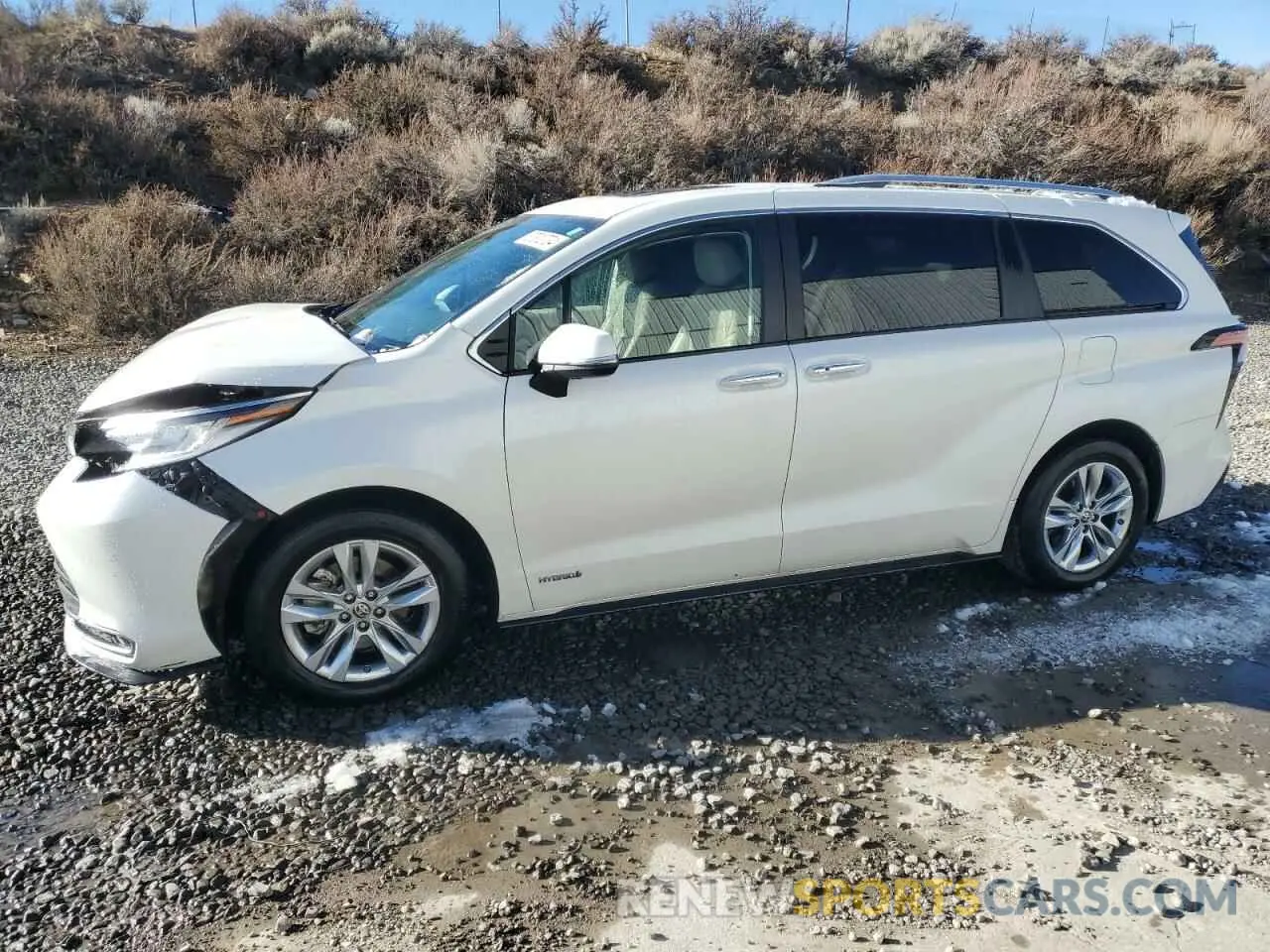 1 Photograph of a damaged car 5TDZSKFC5MS005700 TOYOTA SIENNA 2021