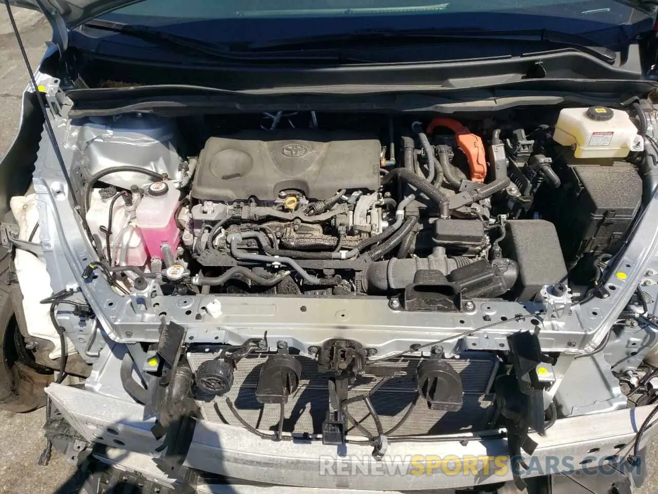 7 Photograph of a damaged car 5TDZSKFC8MS002256 TOYOTA SIENNA 2021