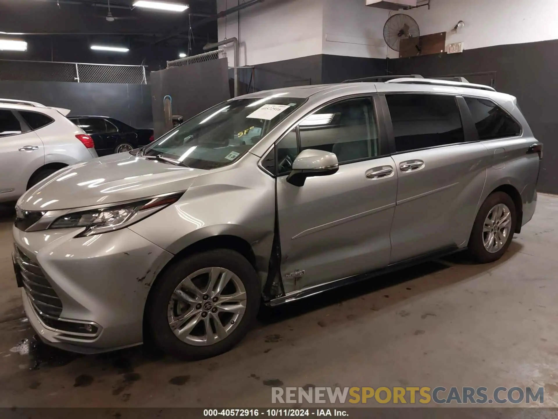 6 Photograph of a damaged car 5TDZSKFC8MS022863 TOYOTA SIENNA 2021