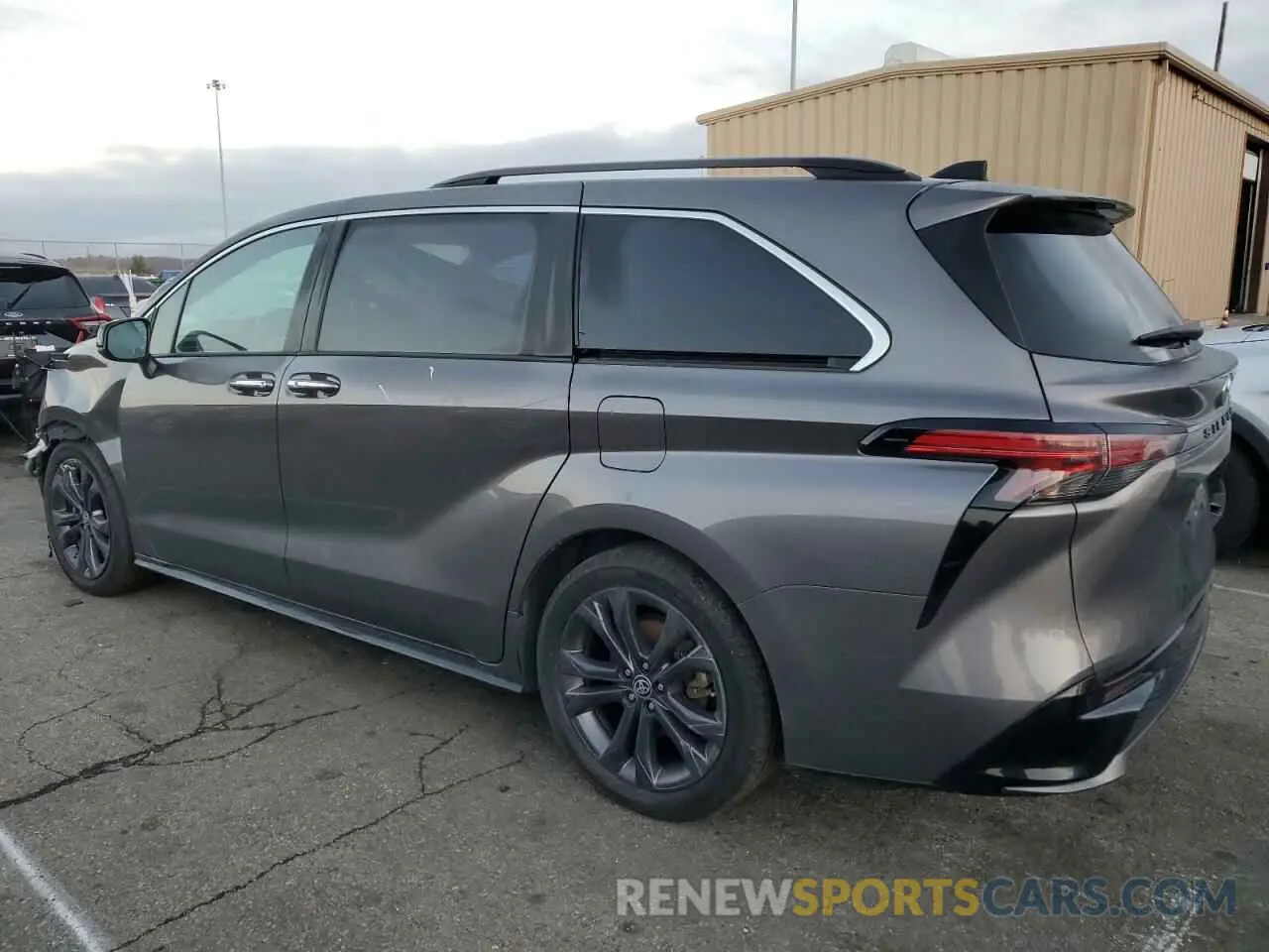 2 Фотография поврежденного автомобиля 5TDDRKEC1NS078748 TOYOTA SIENNA 2022