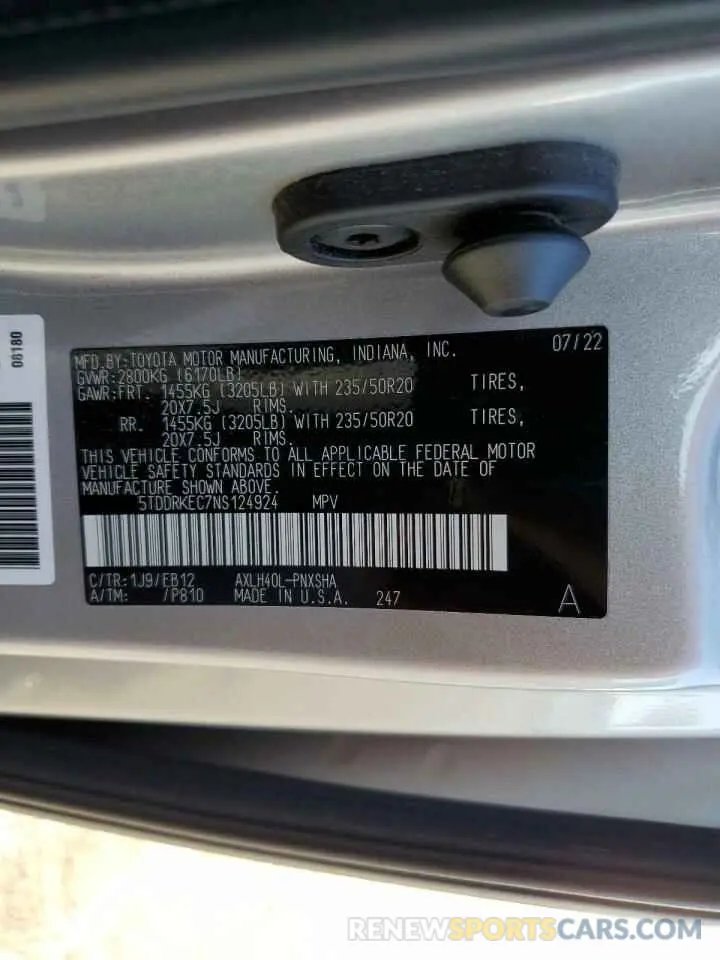 13 Photograph of a damaged car 5TDDRKEC7NS124924 TOYOTA SIENNA 2022