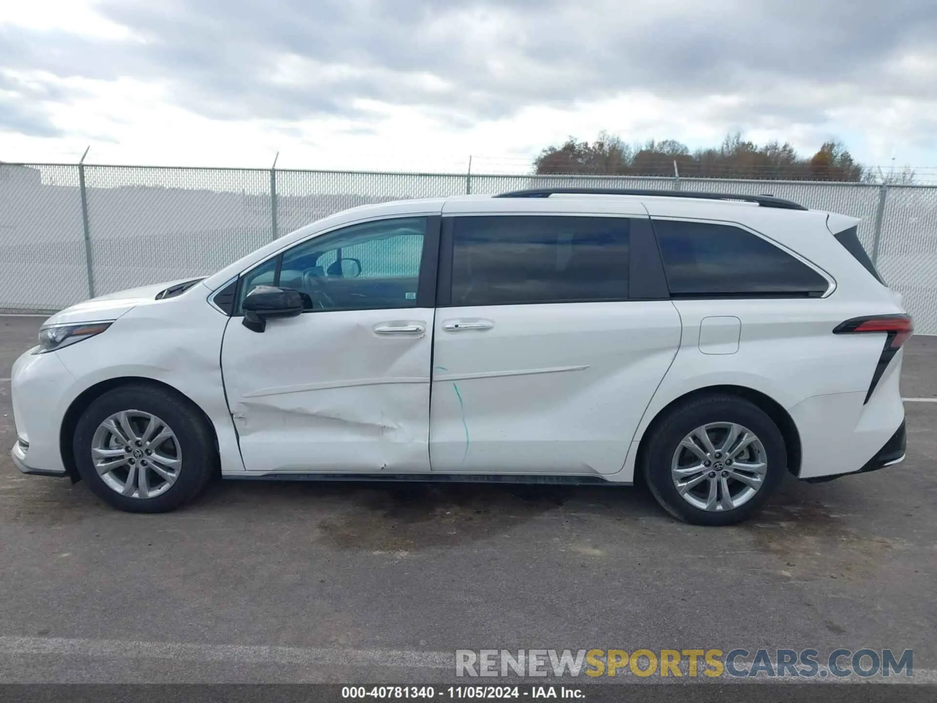 14 Фотография поврежденного автомобиля 5TDDSKFCXNS066214 TOYOTA SIENNA 2022