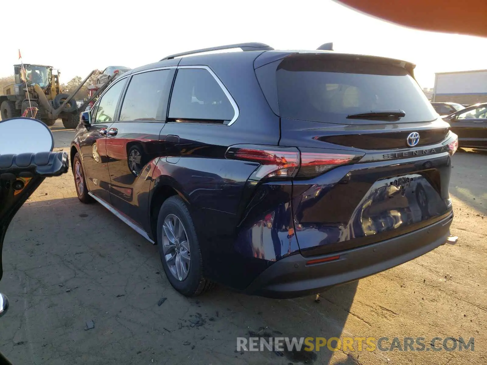 3 Фотография поврежденного автомобиля 5TDJRKEC1NS076811 TOYOTA SIENNA 2022