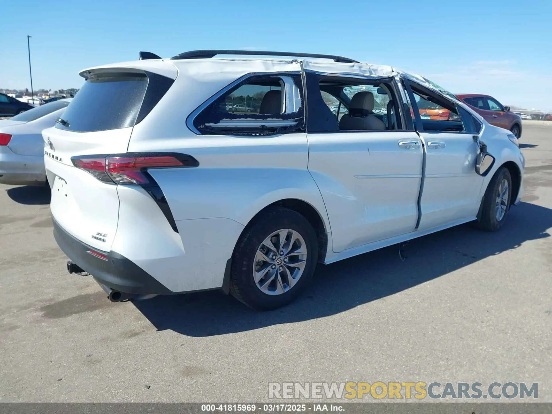 4 Фотография поврежденного автомобиля 5TDJSKFC7NS058980 TOYOTA SIENNA 2022