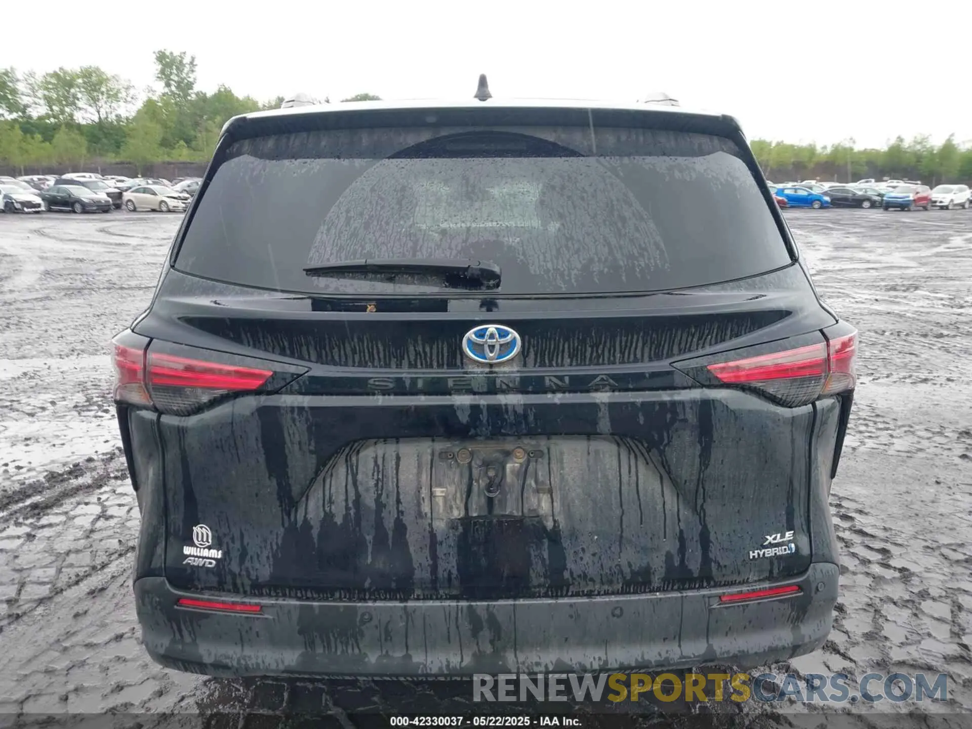 16 Photograph of a damaged car 5TDJSKFC7NS062964 TOYOTA SIENNA 2022