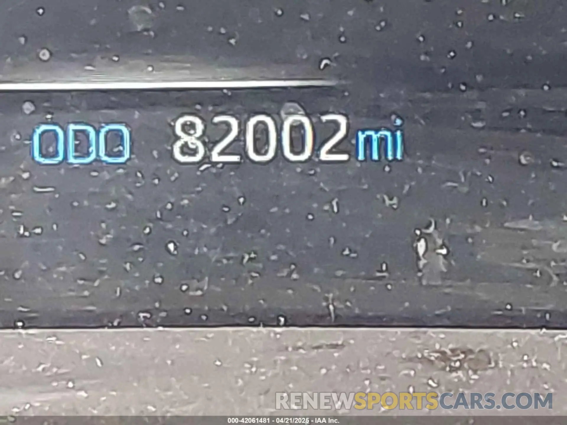 15 Photograph of a damaged car 5TDKRKEC7NS119925 TOYOTA SIENNA 2022