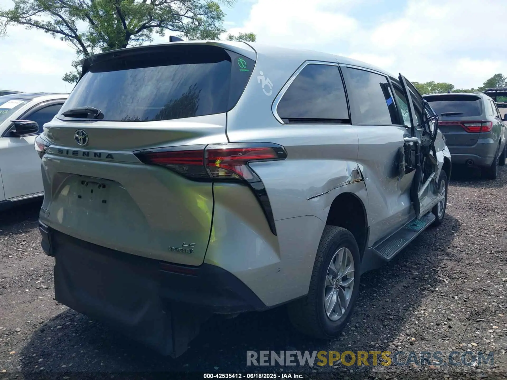 4 Фотография поврежденного автомобиля 5TDKRKEC9NS118226 TOYOTA SIENNA 2022