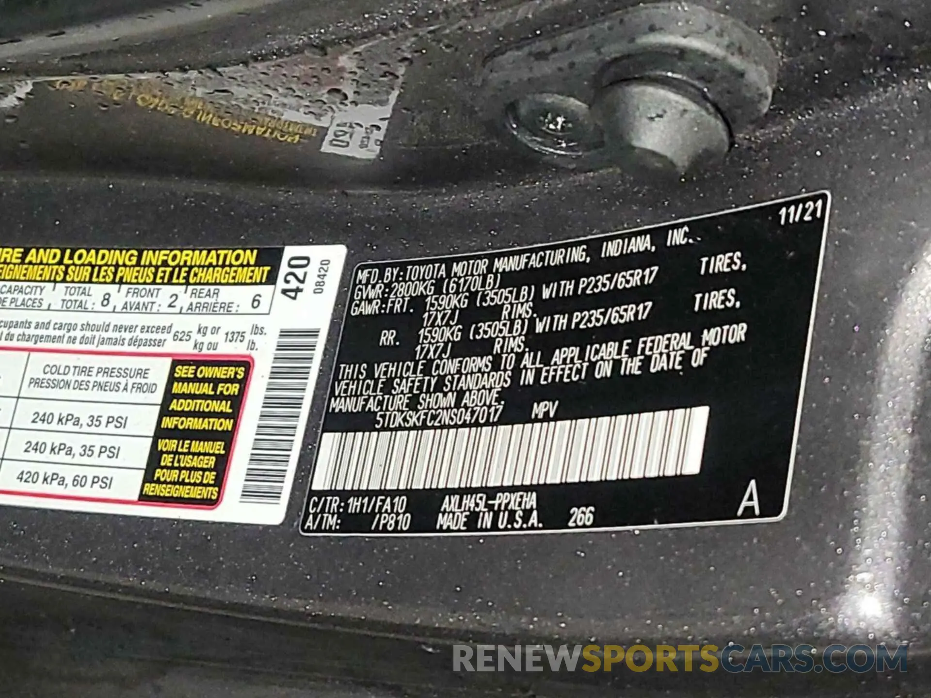 3 Photograph of a damaged car 5TDKSKFC2NS047017 TOYOTA SIENNA 2022