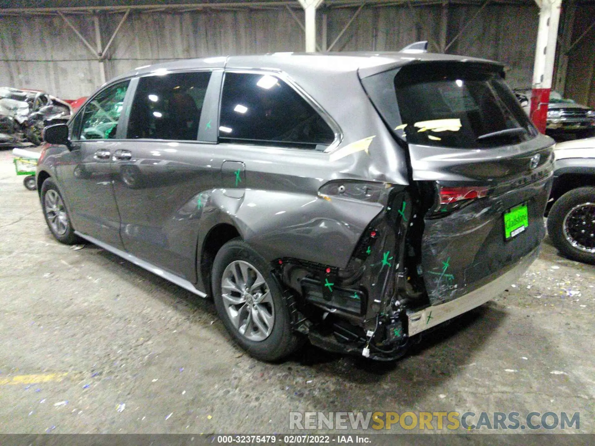 3 Фотография поврежденного автомобиля 5TDKSKFC7NS046042 TOYOTA SIENNA 2022