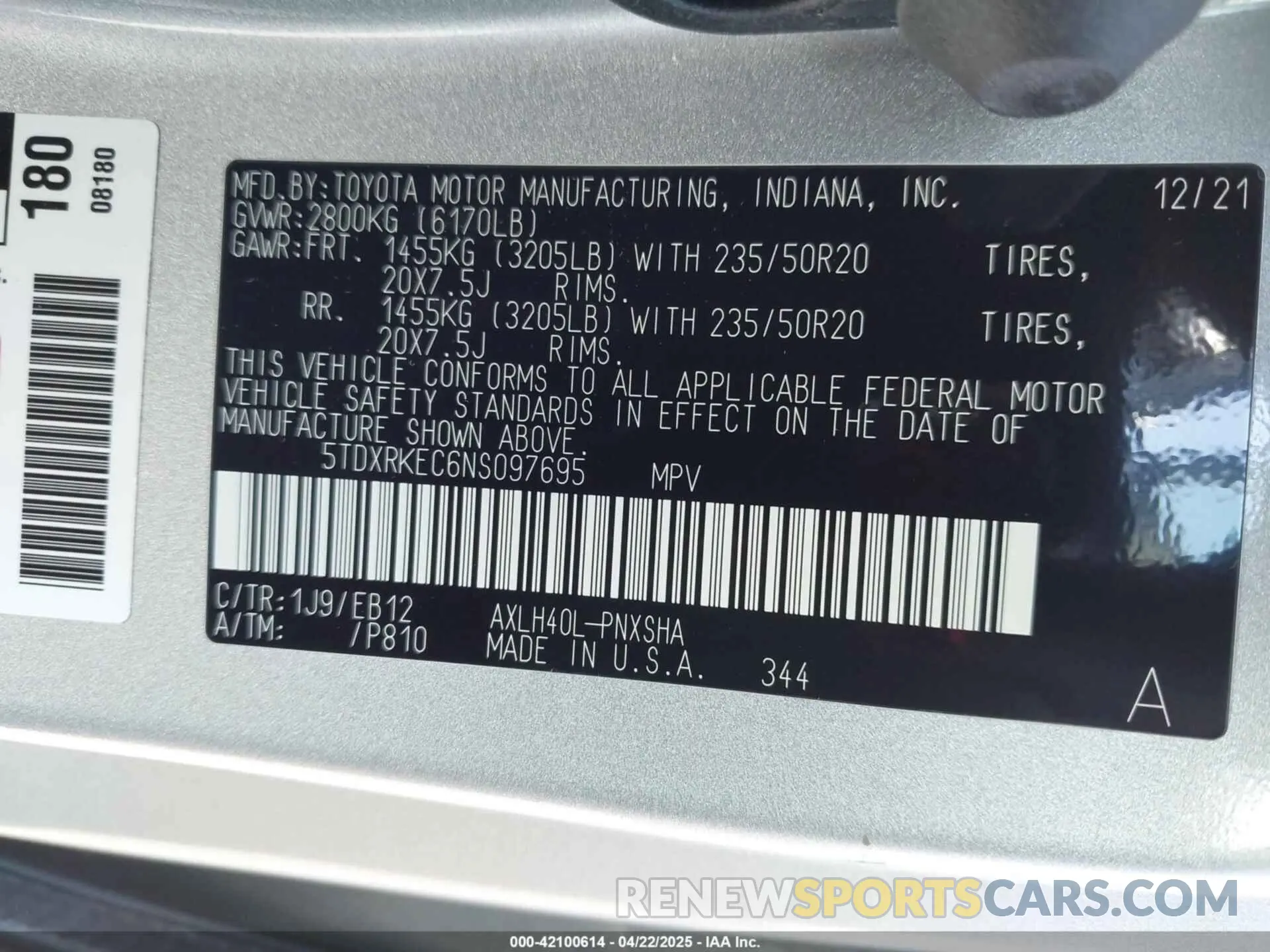 9 Photograph of a damaged car 5TDXRKEC6NS097695 TOYOTA SIENNA 2022