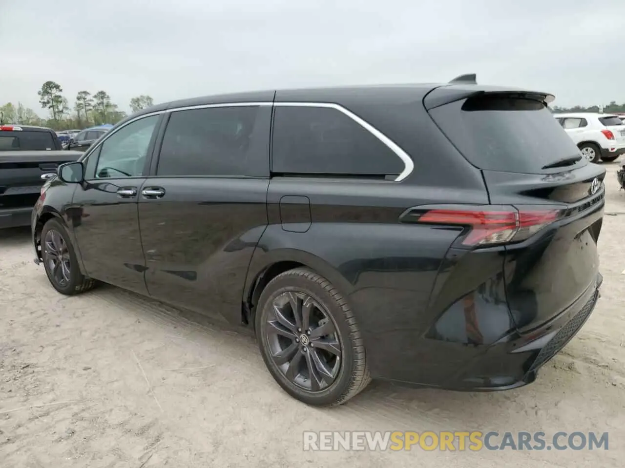 2 Фотография поврежденного автомобиля 5TDXRKEC8NS097343 TOYOTA SIENNA 2022