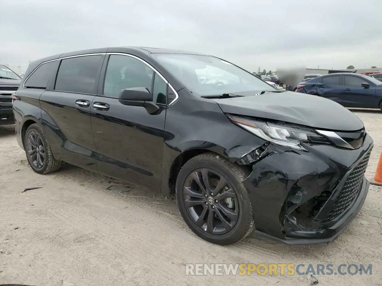 4 Фотография поврежденного автомобиля 5TDXRKEC8NS097343 TOYOTA SIENNA 2022