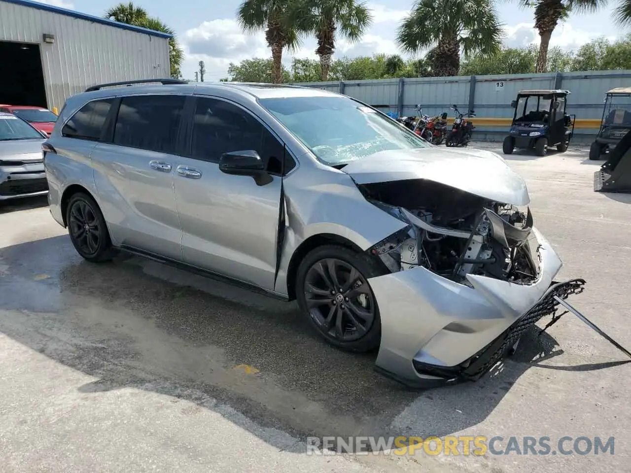 4 Photograph of a damaged car 5TDXRKEC9NS133380 TOYOTA SIENNA 2022