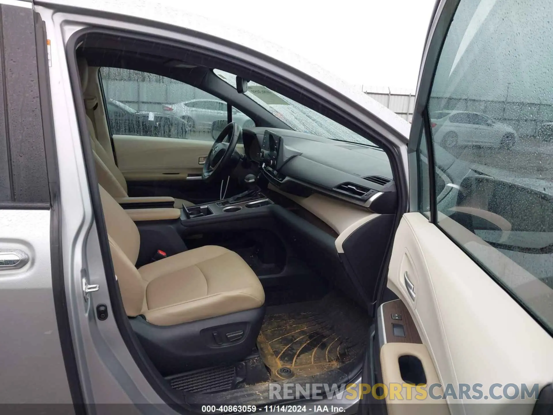 5 Photograph of a damaged car 5TDYRKEC1NS090772 TOYOTA SIENNA 2022