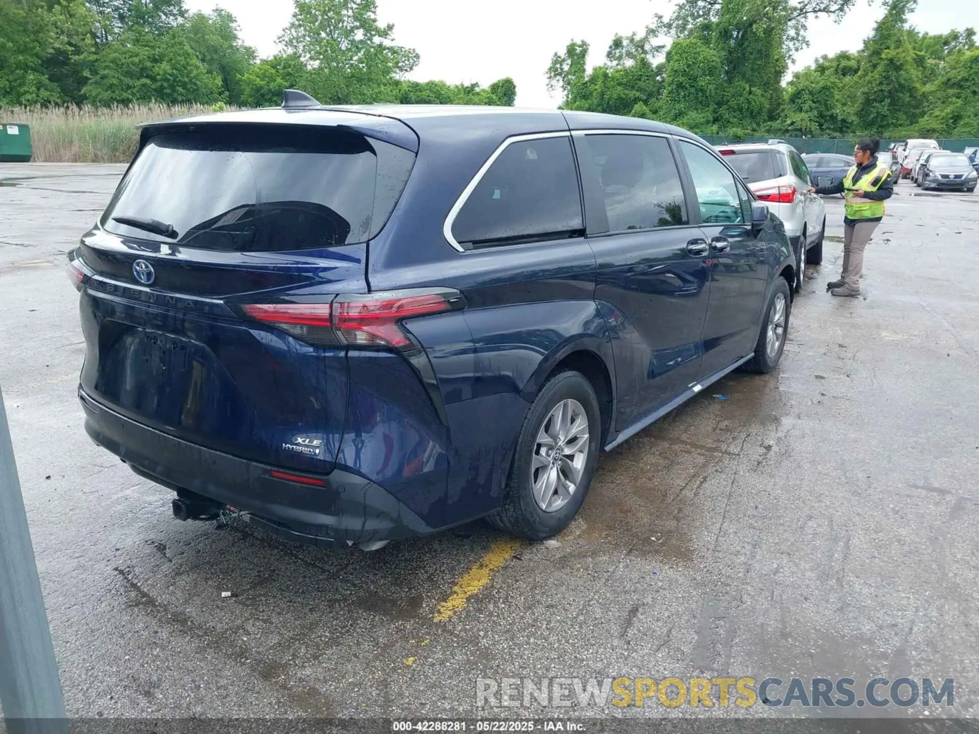 4 Фотография поврежденного автомобиля 5TDYRKEC1NS125083 TOYOTA SIENNA 2022