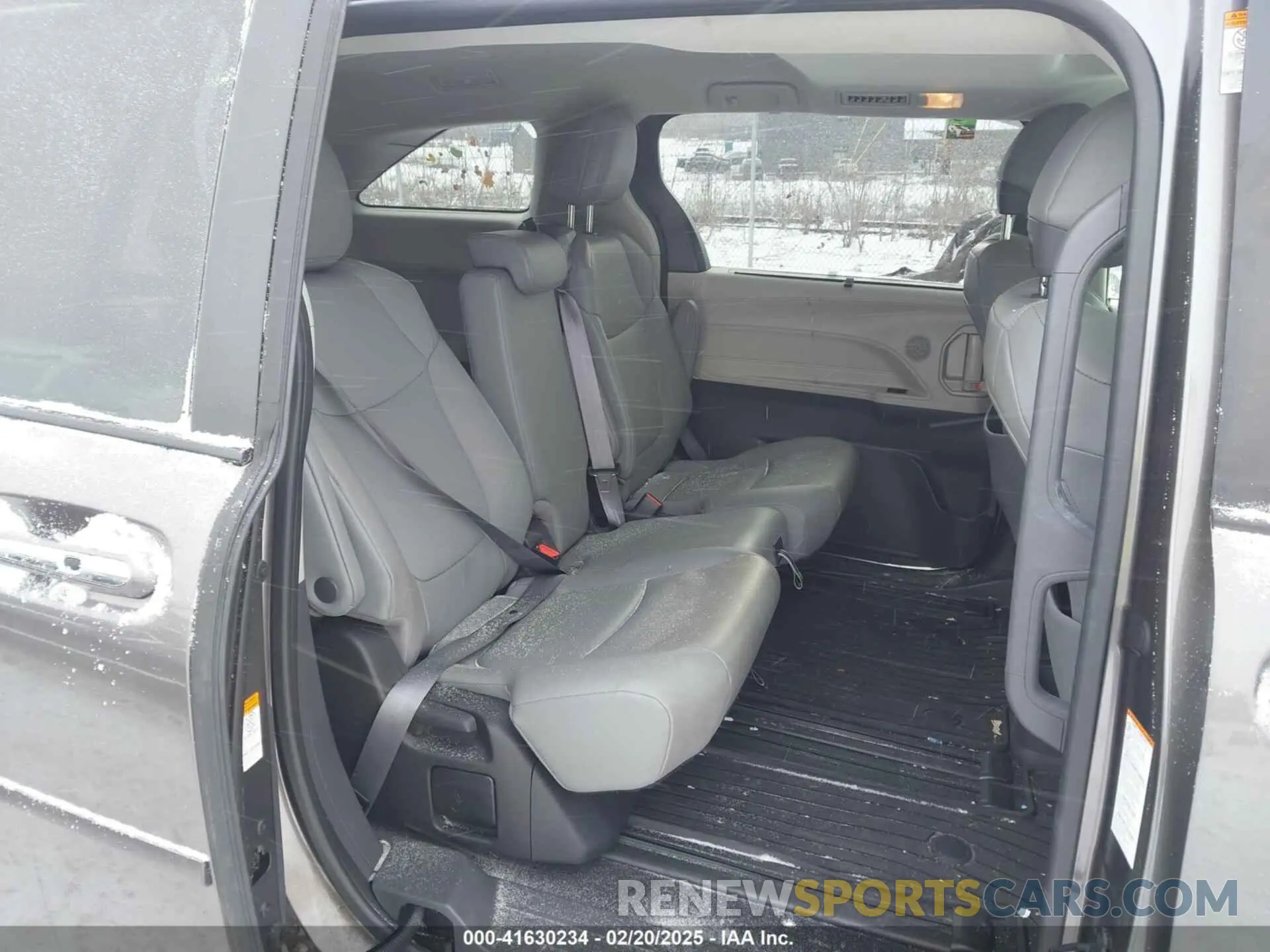 8 Фотография поврежденного автомобиля 5TDYRKEC4NS120170 TOYOTA SIENNA 2022