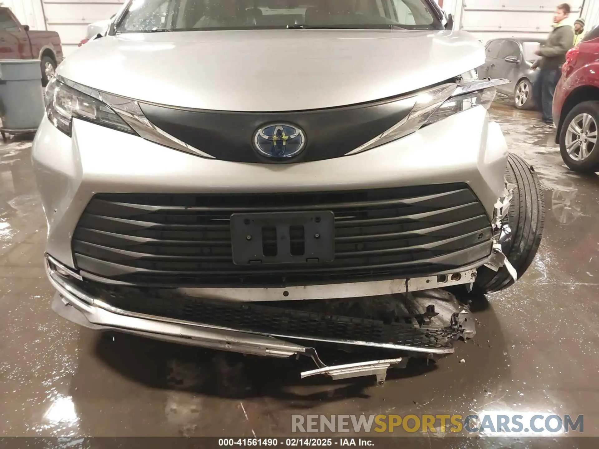 6 Фотография поврежденного автомобиля 5TDYRKEC6NS126603 TOYOTA SIENNA 2022