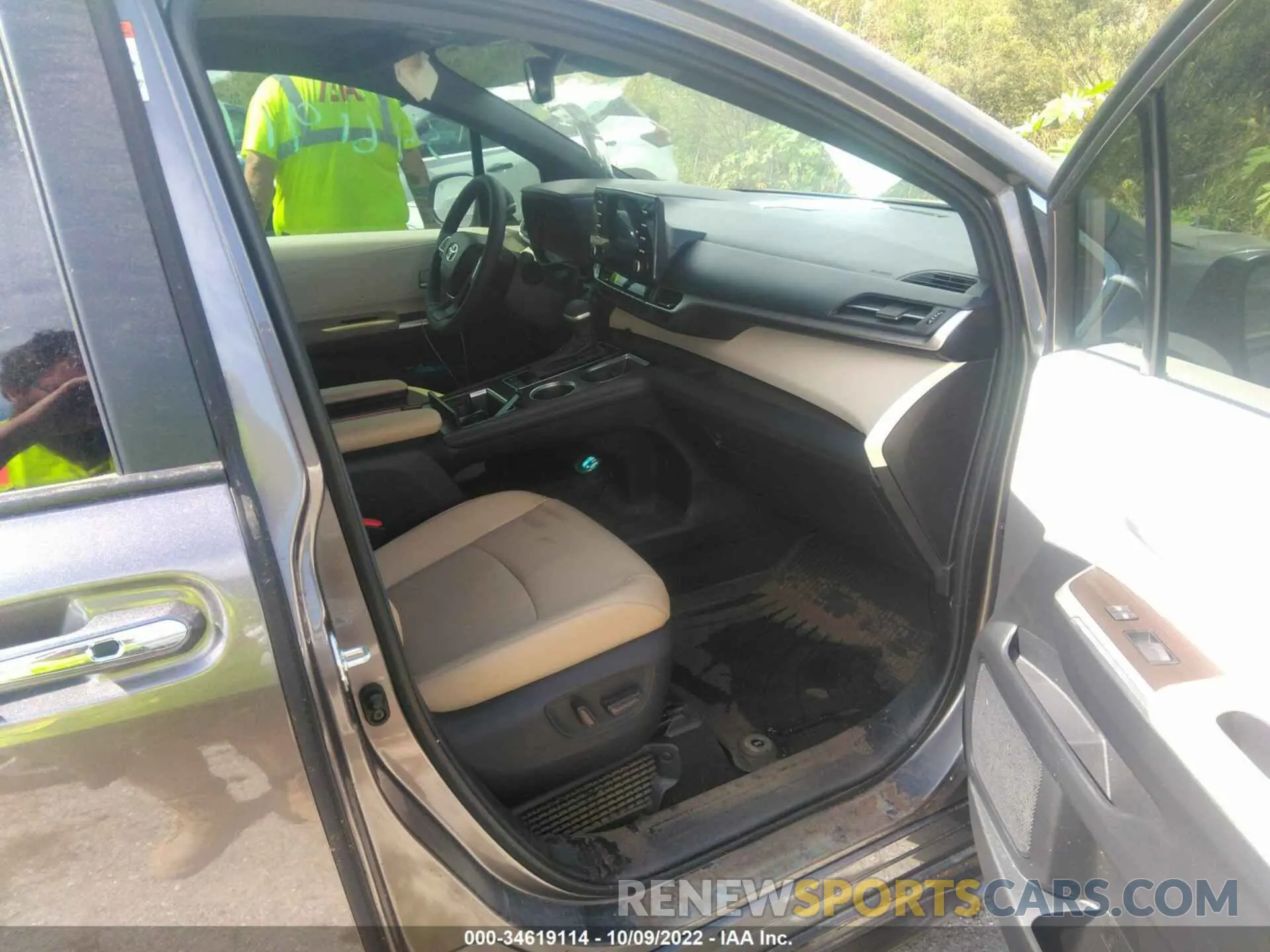 5 Фотография поврежденного автомобиля 5TDYRKECXNS124515 TOYOTA SIENNA 2022