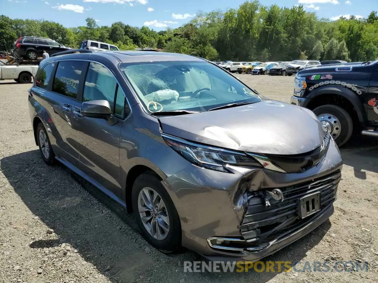1 Photograph of a damaged car 5TDYSKFC0NS047124 TOYOTA SIENNA 2022