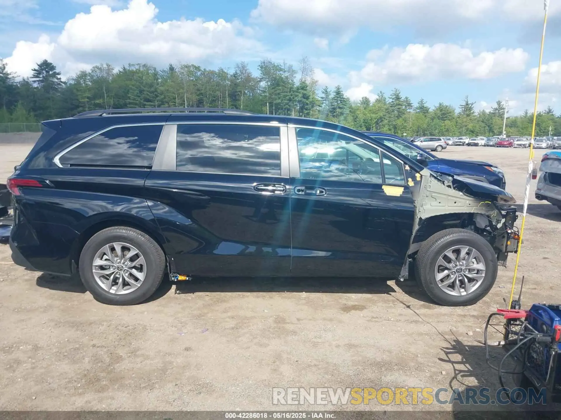 14 Фотография поврежденного автомобиля 5TDYSKFC2NS042734 TOYOTA SIENNA 2022