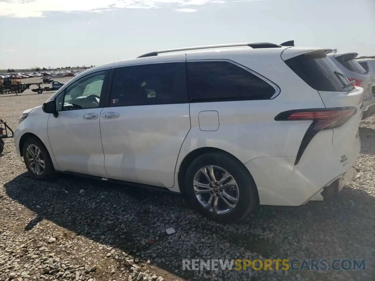 2 Фотография поврежденного автомобиля 5TDDSKFC1PS099900 TOYOTA SIENNA 2023