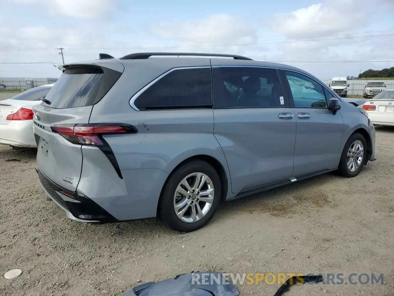 3 Photograph of a damaged car 5TDDSKFC1PS104786 TOYOTA SIENNA 2023