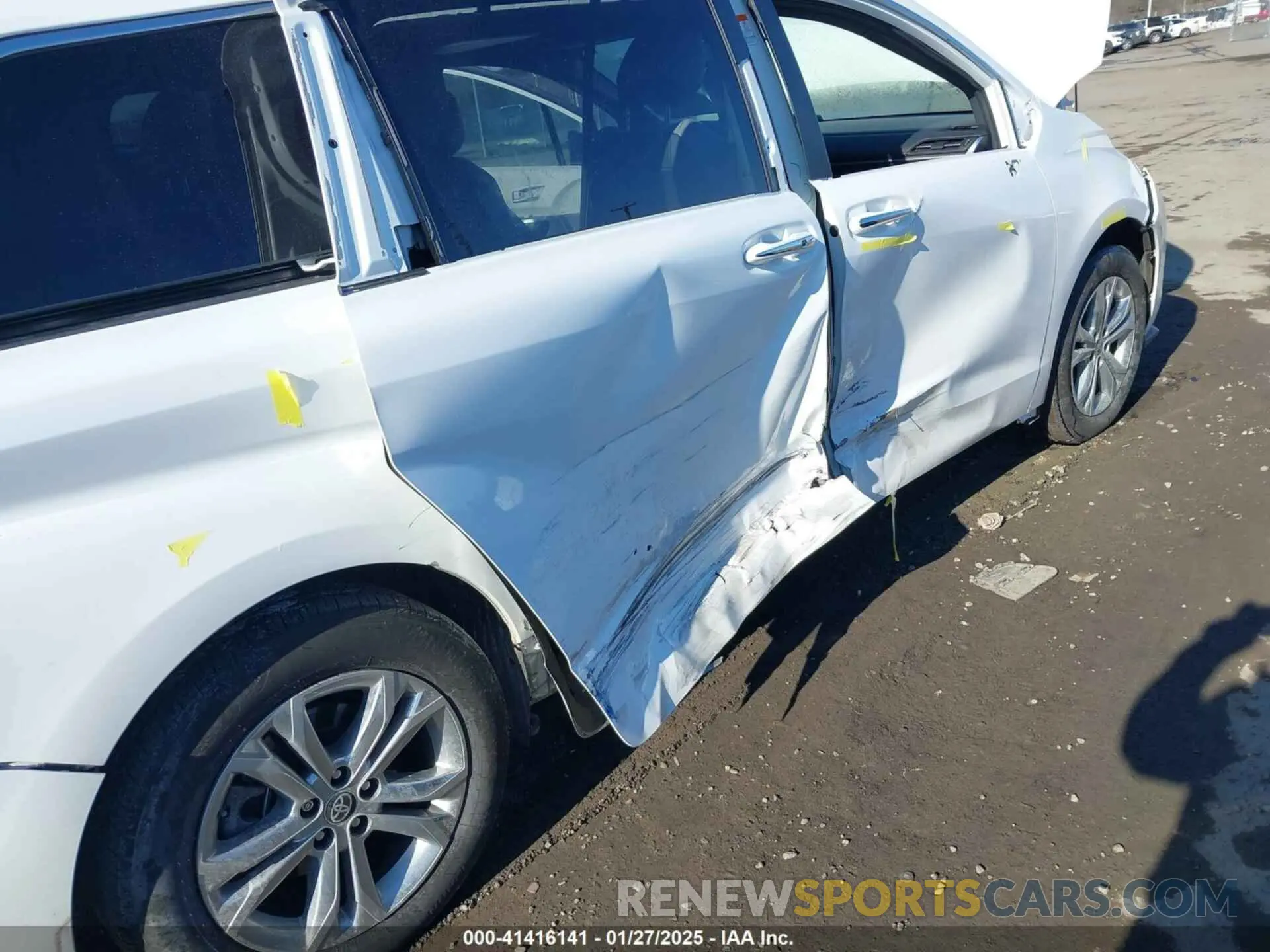 6 Photograph of a damaged car 5TDDSKFC6PS107134 TOYOTA SIENNA 2023