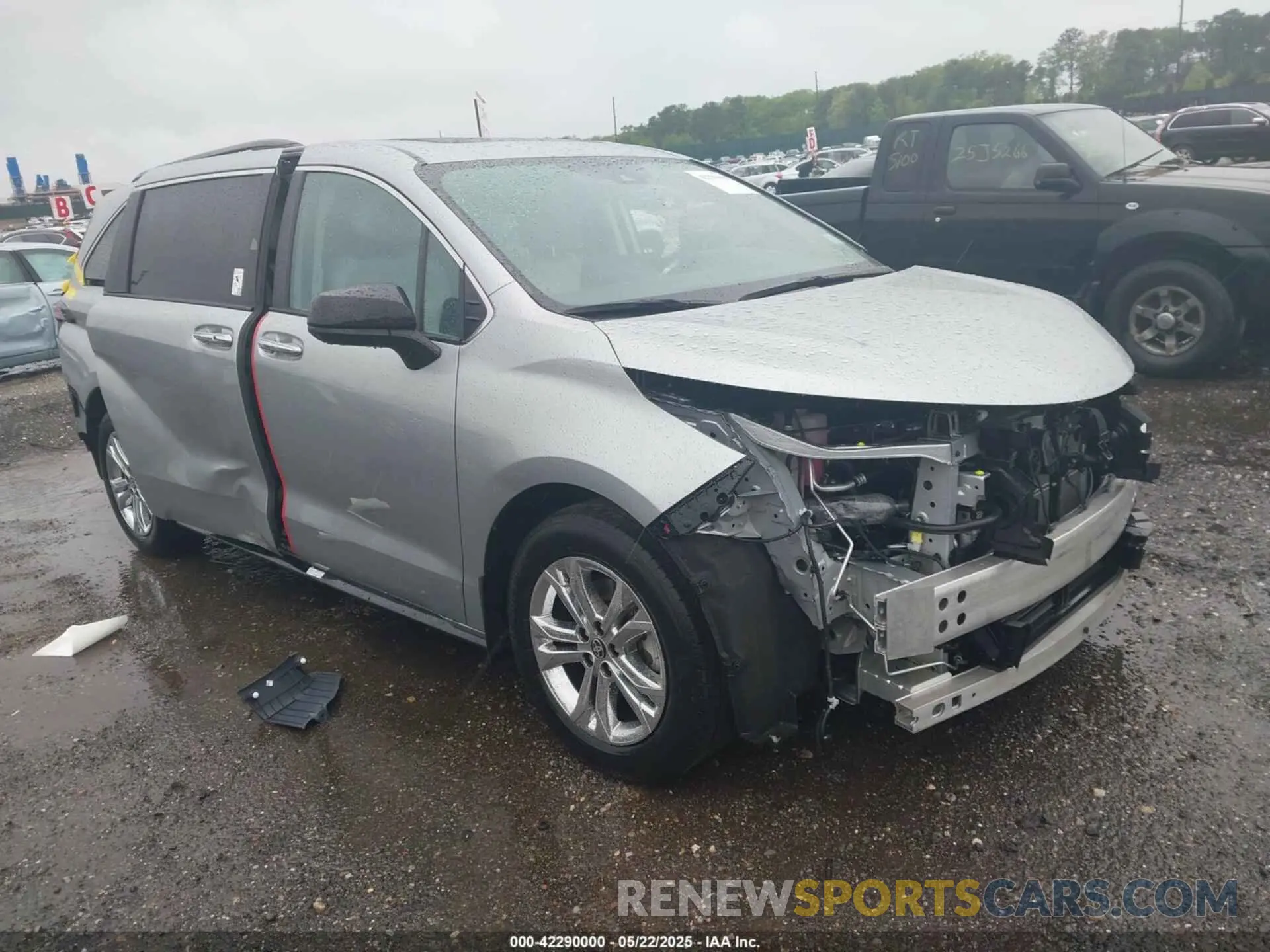 1 Фотография поврежденного автомобиля 5TDDSKFC8PS106342 TOYOTA SIENNA 2023