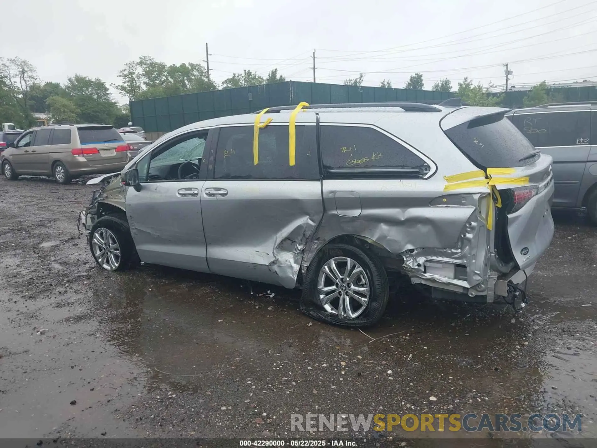 14 Фотография поврежденного автомобиля 5TDDSKFC8PS106342 TOYOTA SIENNA 2023