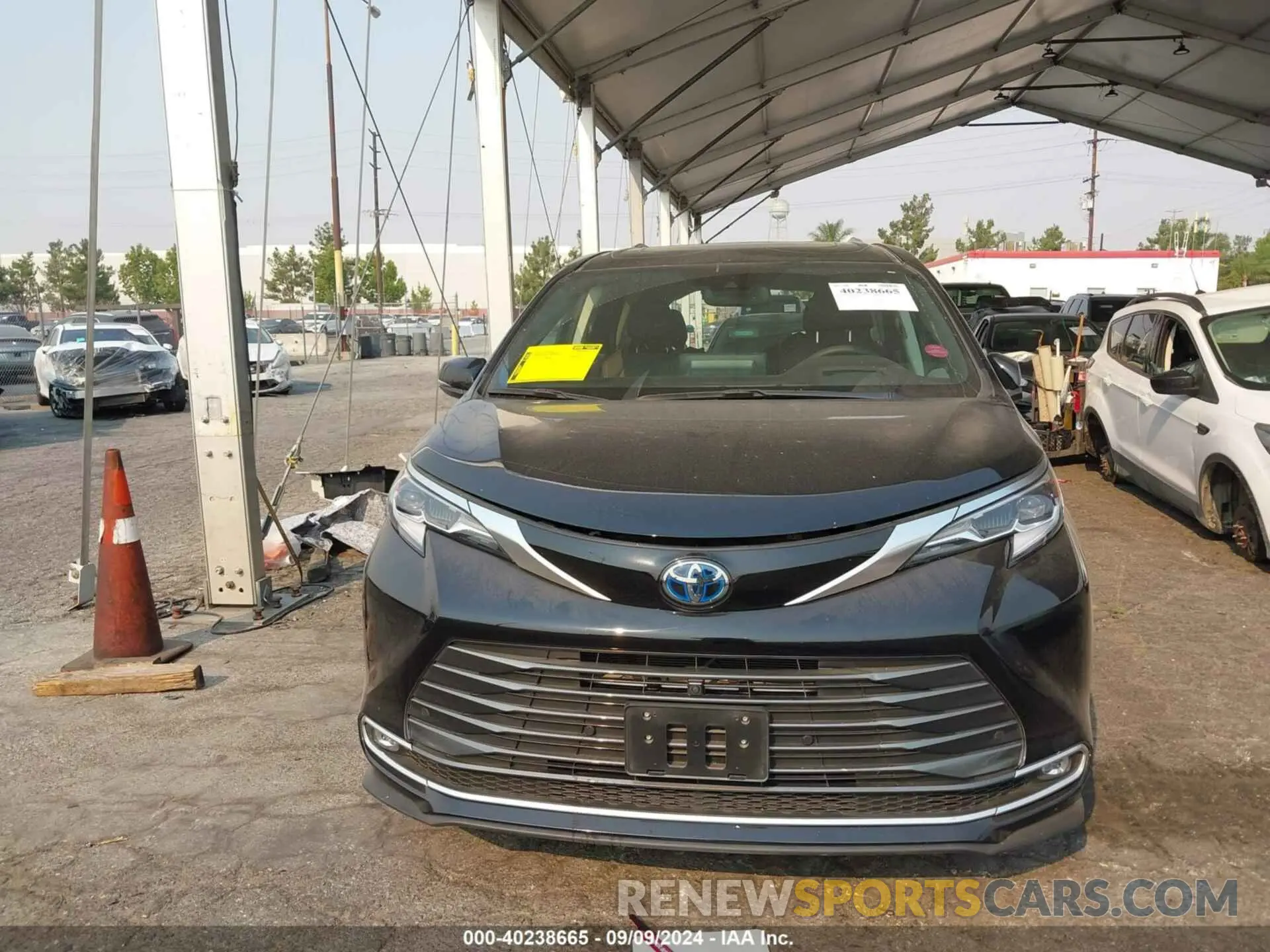 13 Фотография поврежденного автомобиля 5TDERKEC1PS169896 TOYOTA SIENNA 2023