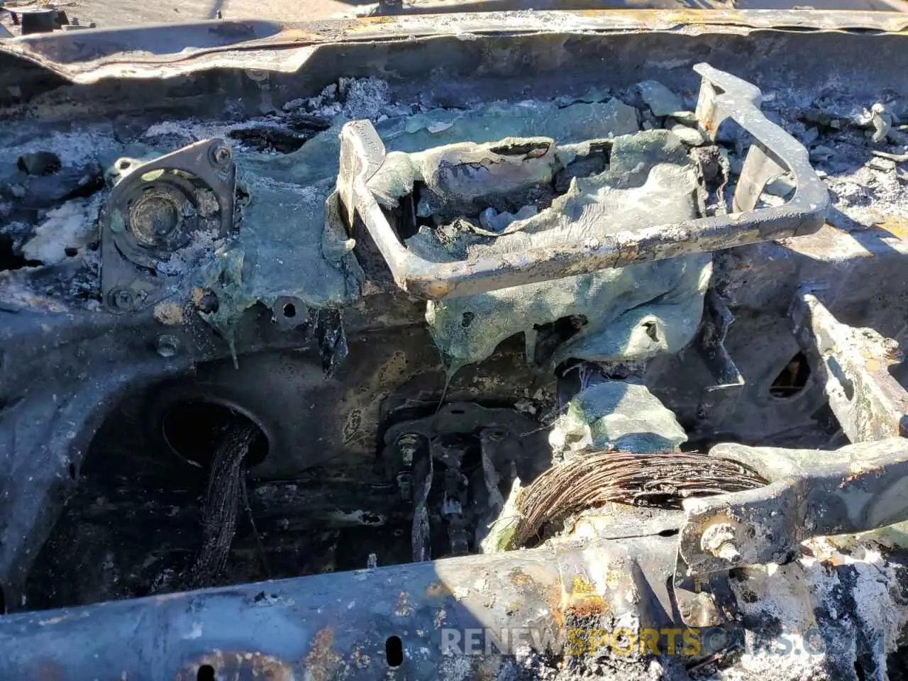 9 Photograph of a damaged car 5TDERKEC6PS155198 TOYOTA SIENNA 2023