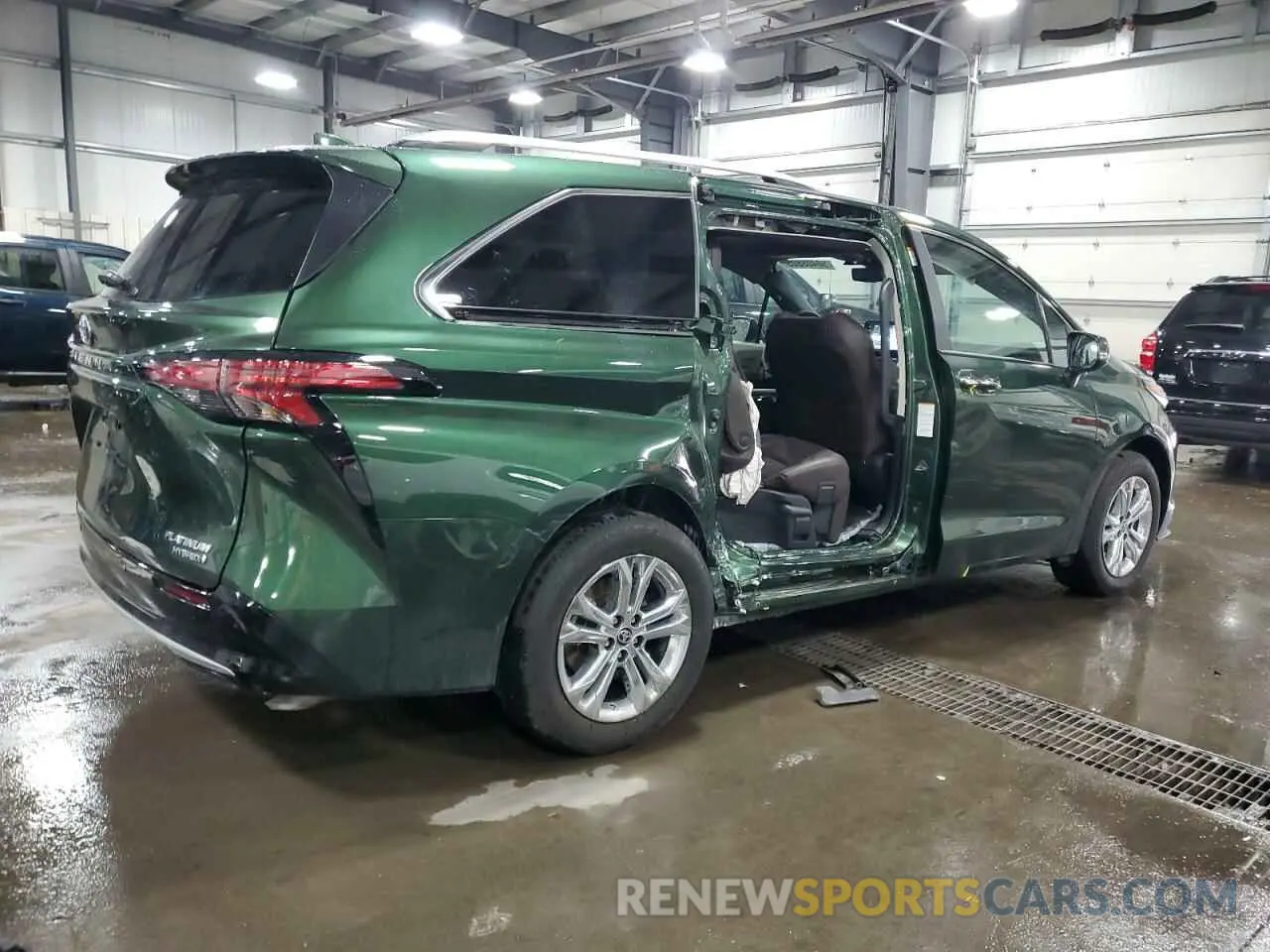 3 Фотография поврежденного автомобиля 5TDESKFC1PS097942 TOYOTA SIENNA 2023