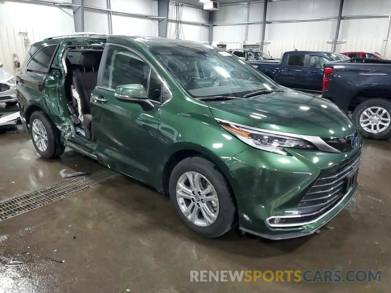 4 Фотография поврежденного автомобиля 5TDESKFC1PS097942 TOYOTA SIENNA 2023