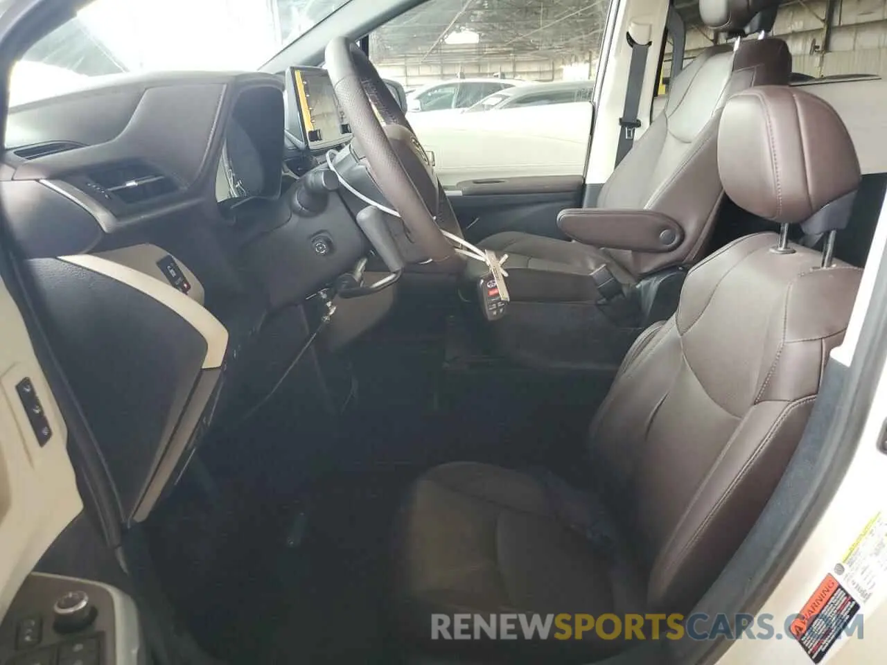 7 Фотография поврежденного автомобиля 5TDESKFC4PS095831 TOYOTA SIENNA 2023